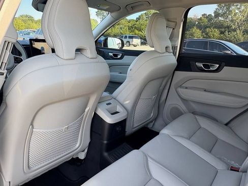 New 2026 Volvo XC60 T8 Ultra w/ Protection Package Premier AWD/4WD image 22