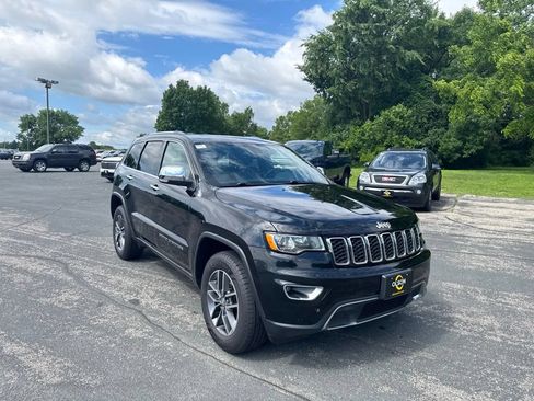 Used 2018 Jeep Grand Cherokee Limited AWD/4WD image 7