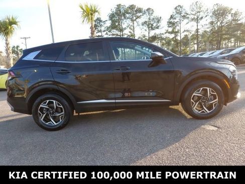 Certified 2024 Kia Sportage LX image 4