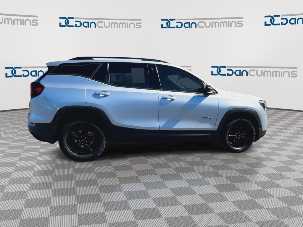 Used 2022 GMC Terrain AT4 w/ Infotainment Package II AWD/4WD image 9