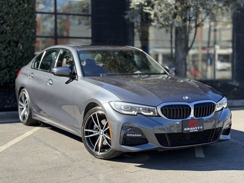 Used 2022 BMW 330i xDrive Sedan w/ M Sport Package image 7