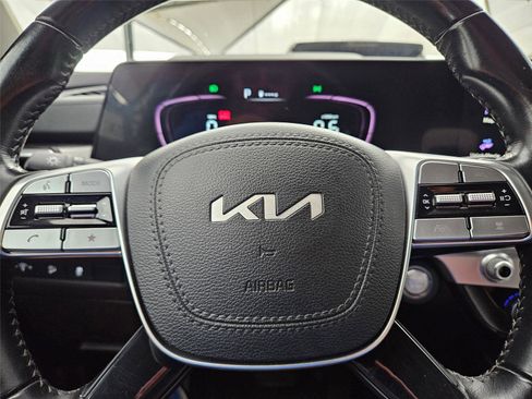 Used 2023 Kia Telluride LX AWD/4WD image 14