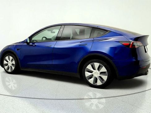 Used 2023 Tesla Model Y Long Range AWD/4WD image 7