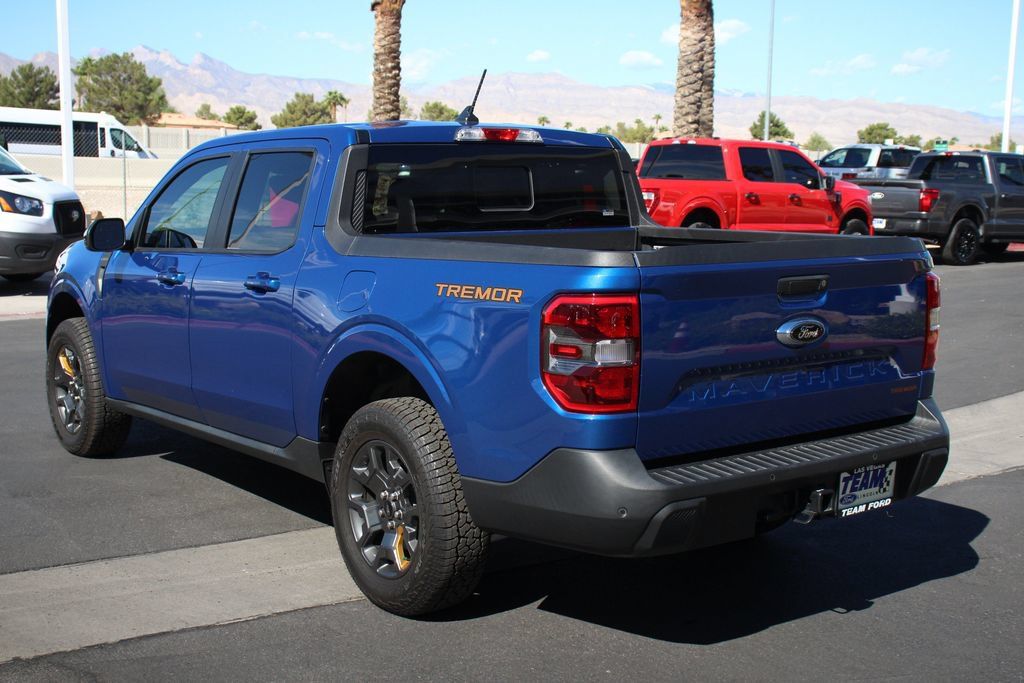 New 2024 Ford Maverick Tremor w/ Tremor Off-Road Package AWD/4WD image 4