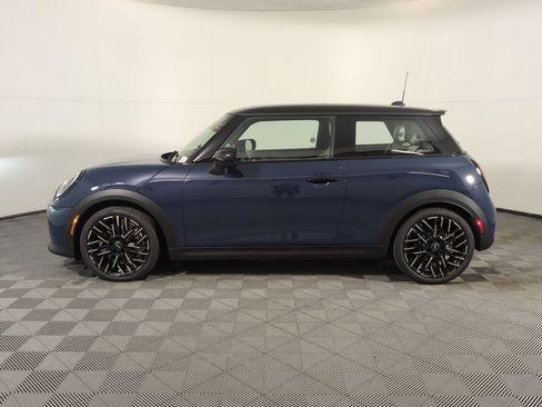New 2026 MINI Cooper S image 2