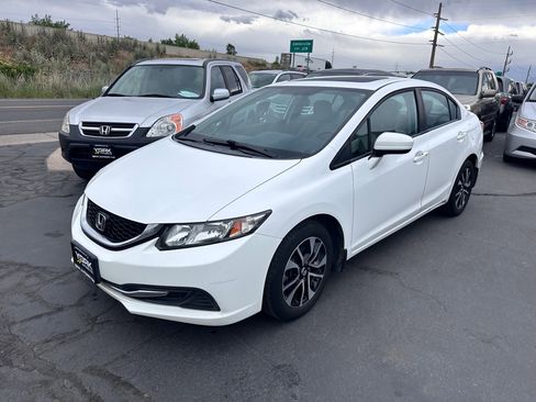 Used 2015 Honda Civic EX image 2