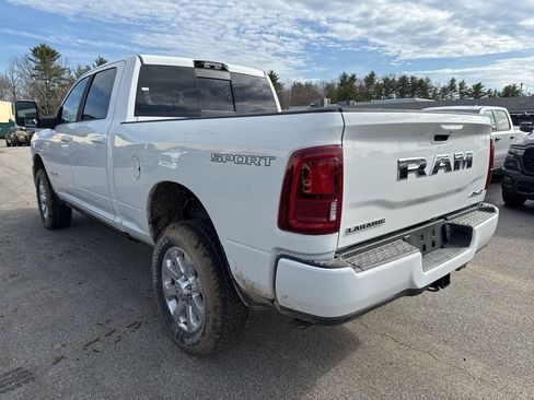 New 2026 RAM 2500 Laramie AWD/4WD image 3