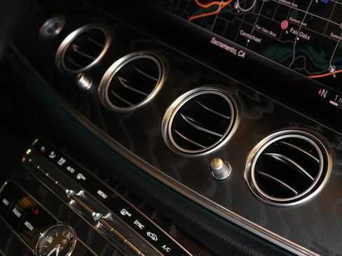 Used 2020 Mercedes-Benz E 350 Sedan image 52