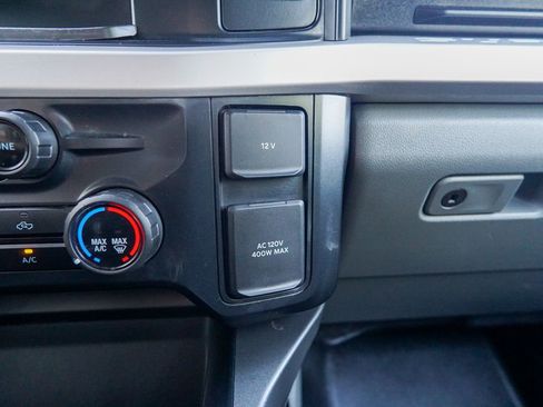 Used 2023 Ford F350 XLT AWD/4WD image 27