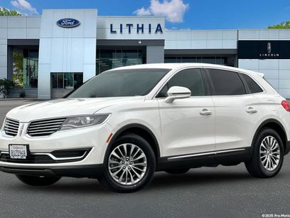Used 2017 Lincoln MKX Select w/ Select Plus Package