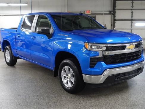 Used 2026 Chevrolet Silverado 1500 LT AWD/4WD image 1