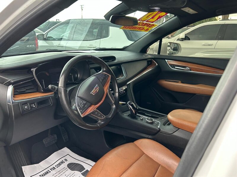 Used 2020 Cadillac XT5 Premium Luxury FWD image 21