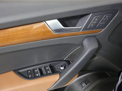 Used 2023 Audi Q5 2.0T Premium Plus w/ Premium Plus Package image 20