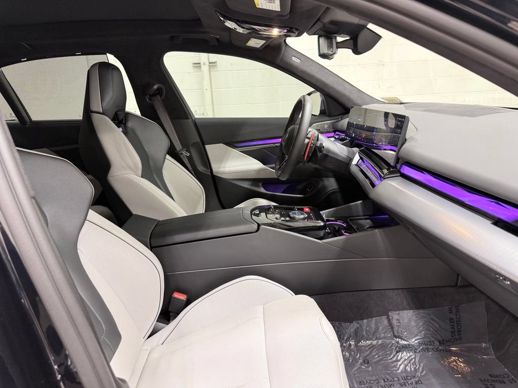 Used 2026 BMW M5 w/ Executive Package AWD/4WD image 45