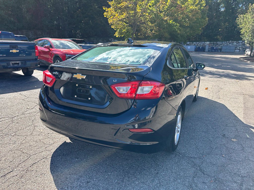 Used 2016 Chevrolet Cruze LT FWD image 10