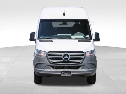New 2024 Mercedes-Benz Sprinter 2500 image 2