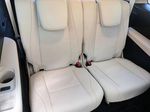 Used 2023 Mercedes-Benz GLS 450 4MATIC image 19
