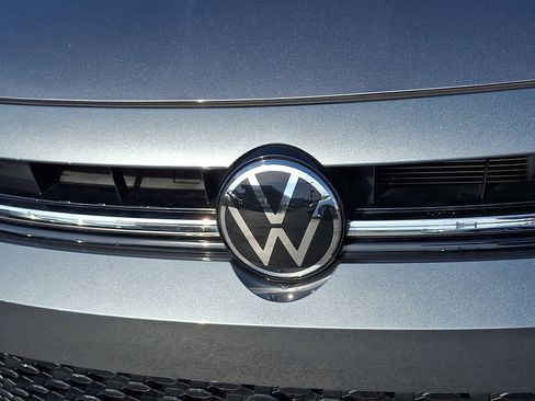 Certified 2025 Volkswagen Jetta S FWD image 30