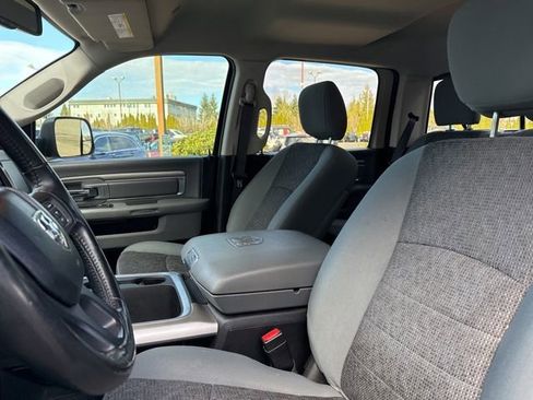 Used 2019 RAM 1500 Big Horn image 25