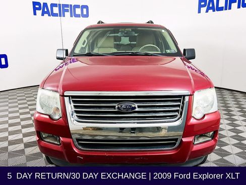 Used 2009 Ford Explorer XLT AWD/4WD image 2
