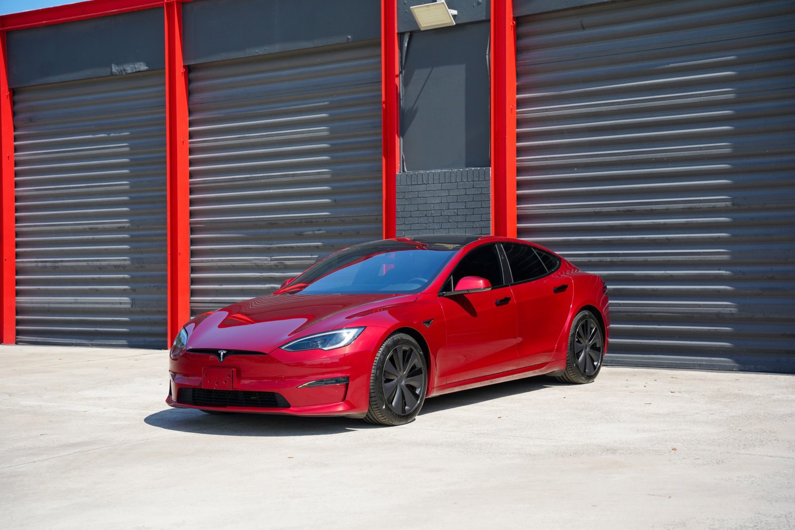 Used 2024 Tesla Model S Plaid AWD/4WD image 1
