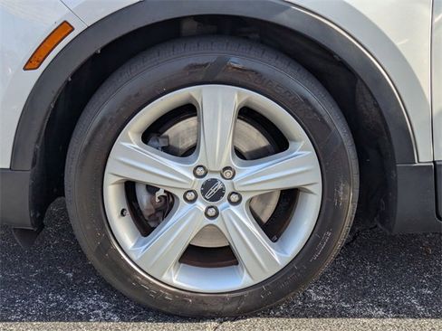 Used 2015 Lincoln MKC FWD image 29