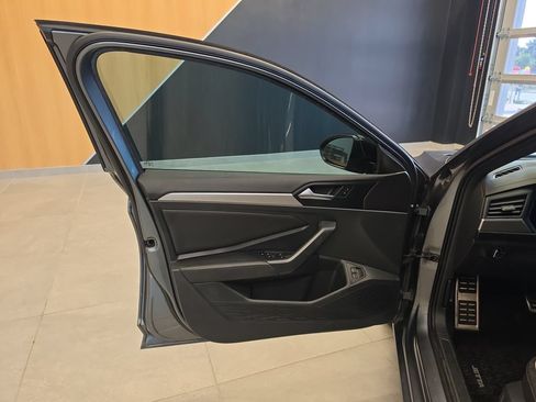 Used 2023 Volkswagen Jetta Sport FWD image 15