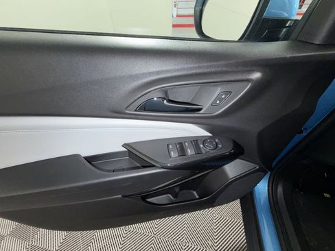 New 2026 Chevrolet Trax LT image 15