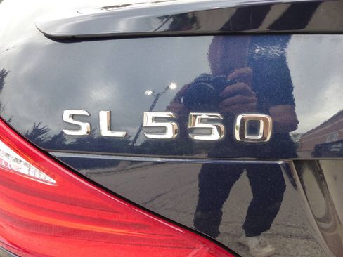 Used 2014 Mercedes-Benz SL 550 image 8