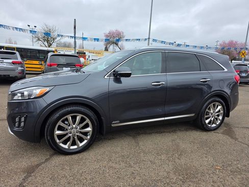 Used 2017 Kia Sorento SX image 35