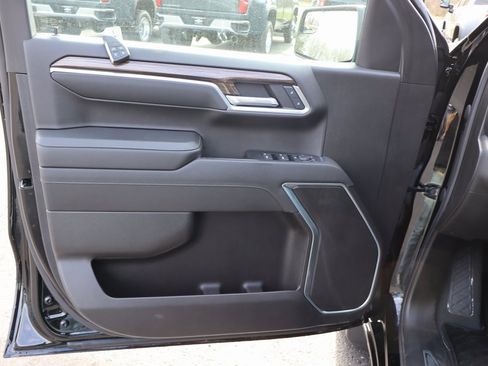 Used 2022 Chevrolet Silverado 1500 RST image 19