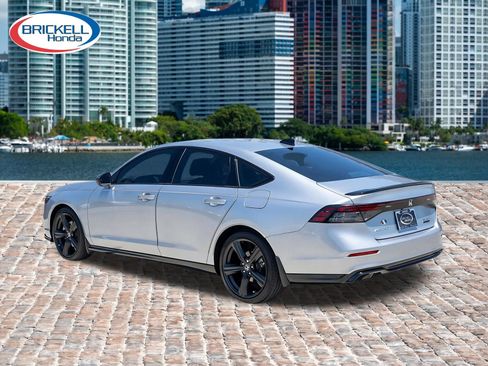 Used 2025 Honda Accord Sport image 8