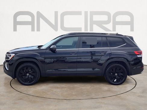 New 2026 Volkswagen Atlas SE image 5