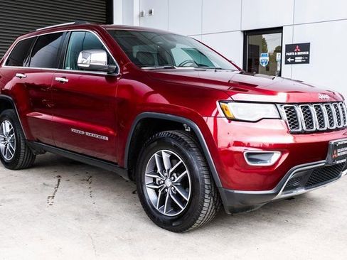 Used 2017 Jeep Grand Cherokee Limited w/ Luxury Group II AWD/4WD image 1