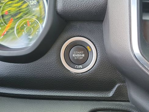 Certified 2024 RAM 1500 Laramie AWD/4WD image 9