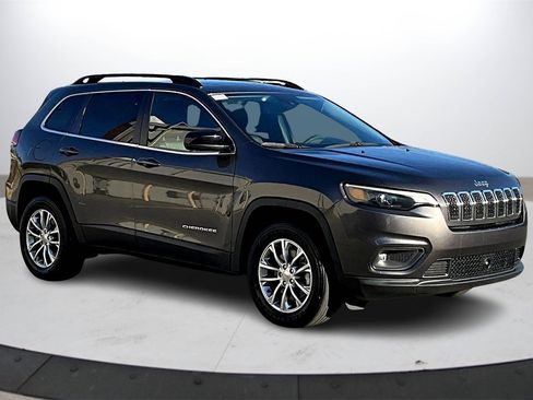 Certified 2022 Jeep Cherokee Latitude Lux w/ Sun & Sound Group image 2