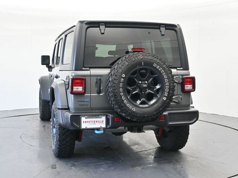 Used 2023 Jeep Wrangler Unlimited w/ Cold Weather Group AWD/4WD image 7