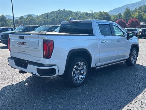 Used 2024 GMC Sierra 1500 Denali w/ Denali Reserve Package AWD/4WD image 8