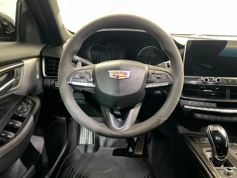 Used 2020 Cadillac CT5 V w/ Premium Package RWD image 13