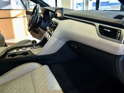 Used 2023 Genesis G70 3.3T w/ Sport Prestige Package image 27