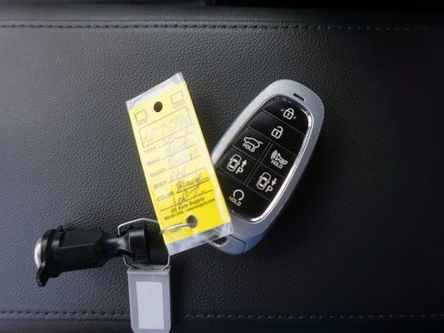 Used 2024 Hyundai Tucson Limited FWD image 37