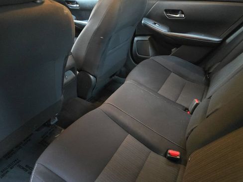 Used 2020 Nissan Sentra SV image 11