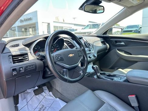 Used 2014 Chevrolet Impala LT w/ Premium Seating Package FWD image 21