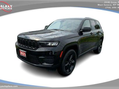 Used 2023 Jeep Grand Cherokee Altitude