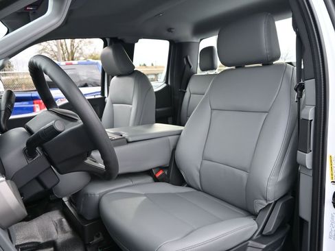 New 2026 Ford F350 XL w/ XL Chrome Package image 22