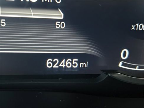 Used 2022 Genesis GV70 2.5T w/ Select Package image 27