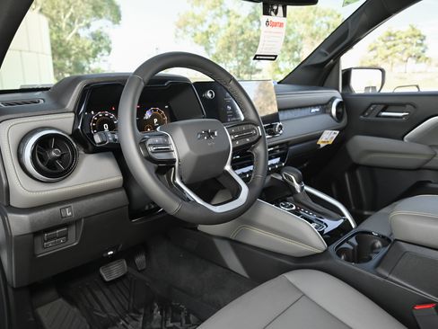 New 2026 Chevrolet Colorado ZR2 w/ ZR2 Bison Edition image 41