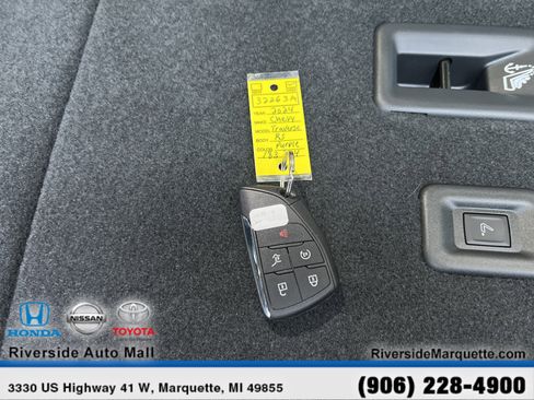 Used 2024 Chevrolet Traverse RS w/ LPO, Floor Liner Package image 29