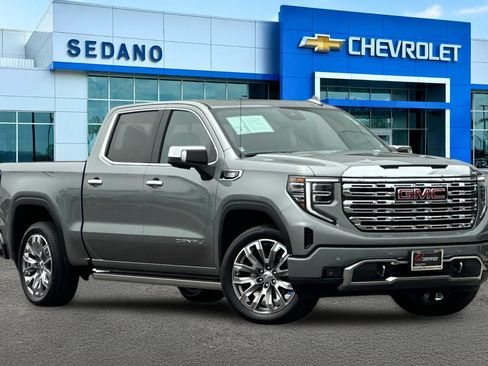 Used 2024 GMC Sierra 1500 Denali w/ Denali Reserve Package AWD/4WD image 2