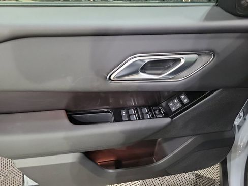 New 2026 Land Rover Range Rover Velar Dynamic SE image 14